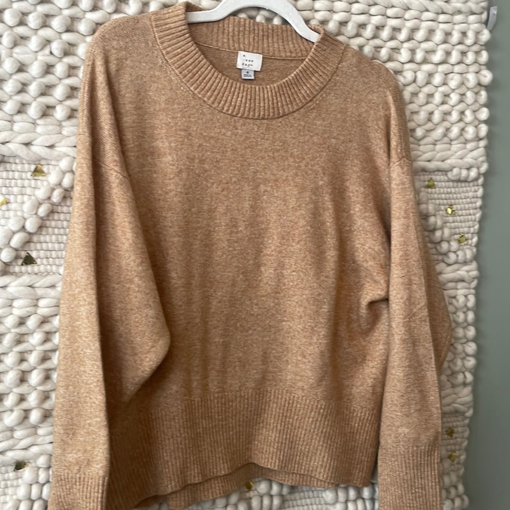 A NEW DAY sweater oversized and cozy worn once (that’s how my daughter rolls)